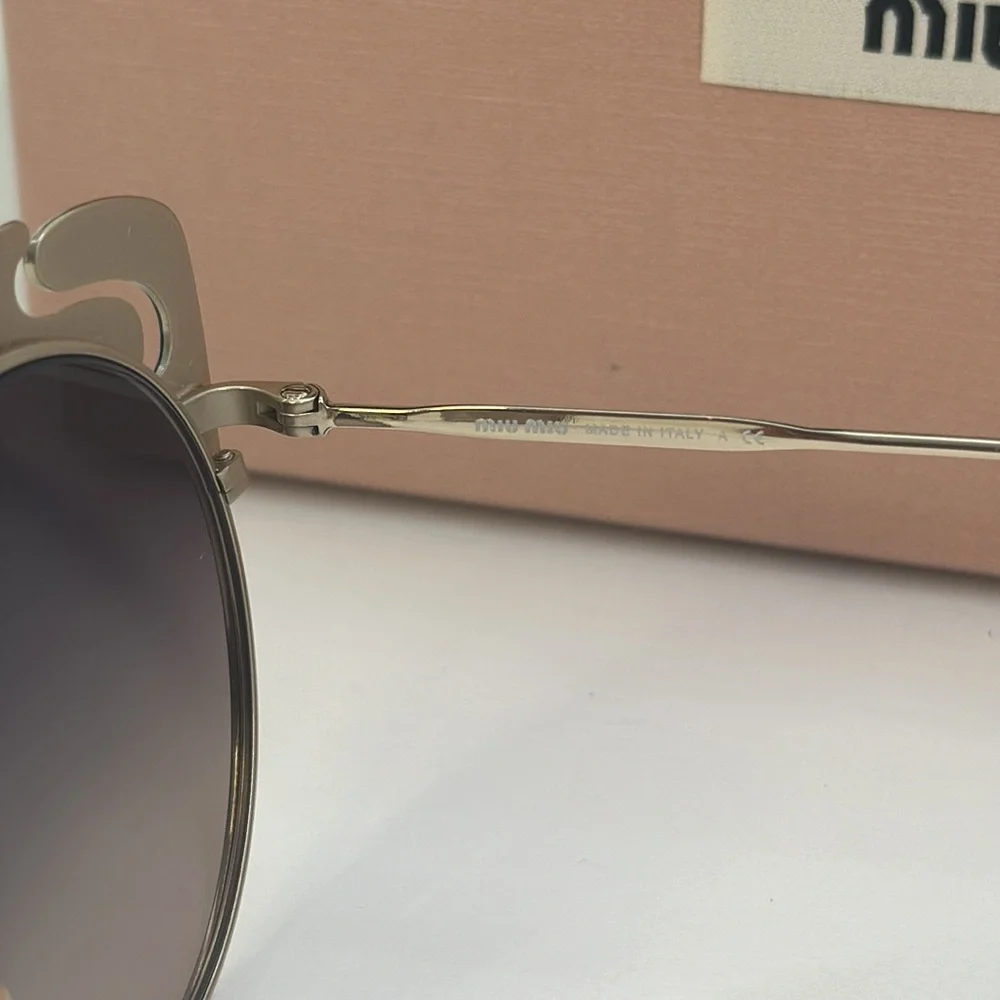 💯- New Authentic Miu Miu MU 57TS HB5GR0* 3N Metal Women Noir sunglasses - Picture 15 of 16